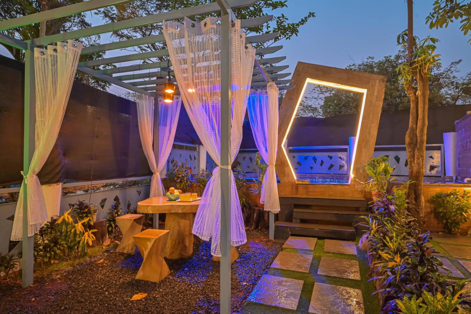 Fortune Villa By Tropicana Stays Lonavala Esterno foto
